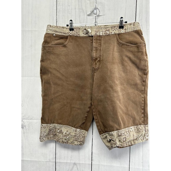 No Brand Upcycled Plus Size Brown Denim Capri Shorts with Paisley Print - Picture 1 of 4
